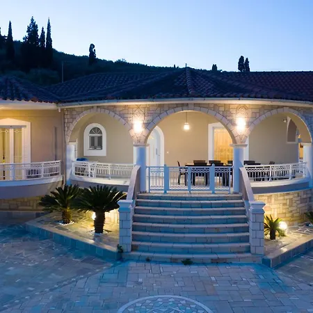 Chrysoula Villa